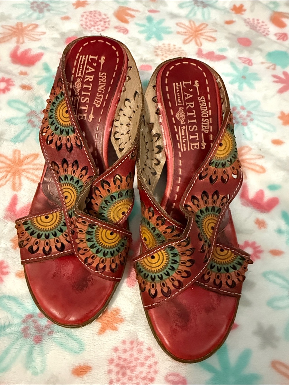 L'Artiste by Spring Step Enticing Red Leather Wedge Sandals